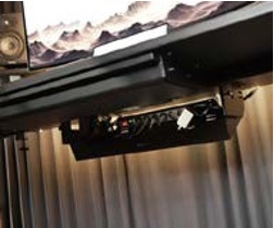 책상 아래나 측면에 설치해 '전선과 멀티탭을 깔끔하게 정리할 수 있는 트레이 형 케이블 매니지먼트'로 8소켓 PDU 포함되어 있다. 세련되고 미니멀한 디자인이 특징이다.