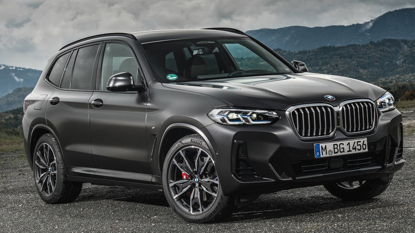 BMW X3 차량 '전면' 이미지이다.