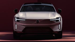 ‘대역전’ 승부수?! 볼보 ES90, 벤츠 BMW 경쟁 모델보다 비싸고 강력하고 멀리 달린다!
