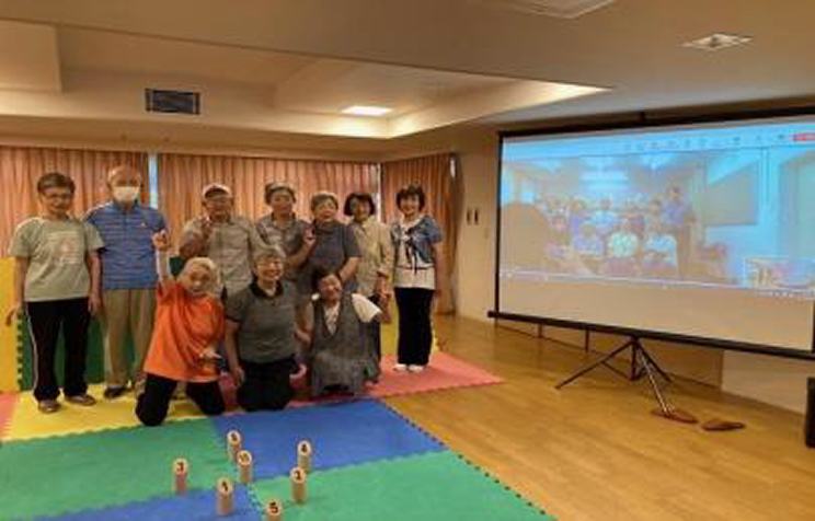 '토요시키다이'에서 생활하는 노인들의 모습이다.